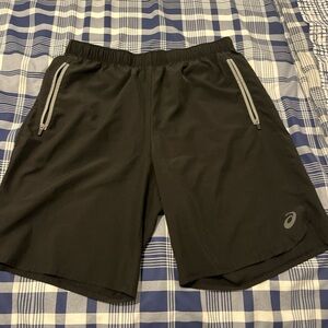 ASICS Men’s Black Athletic Zip-Pocket Training Shorts